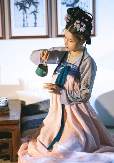 姐姐的朋友神马_国产剧电视剧在线观看